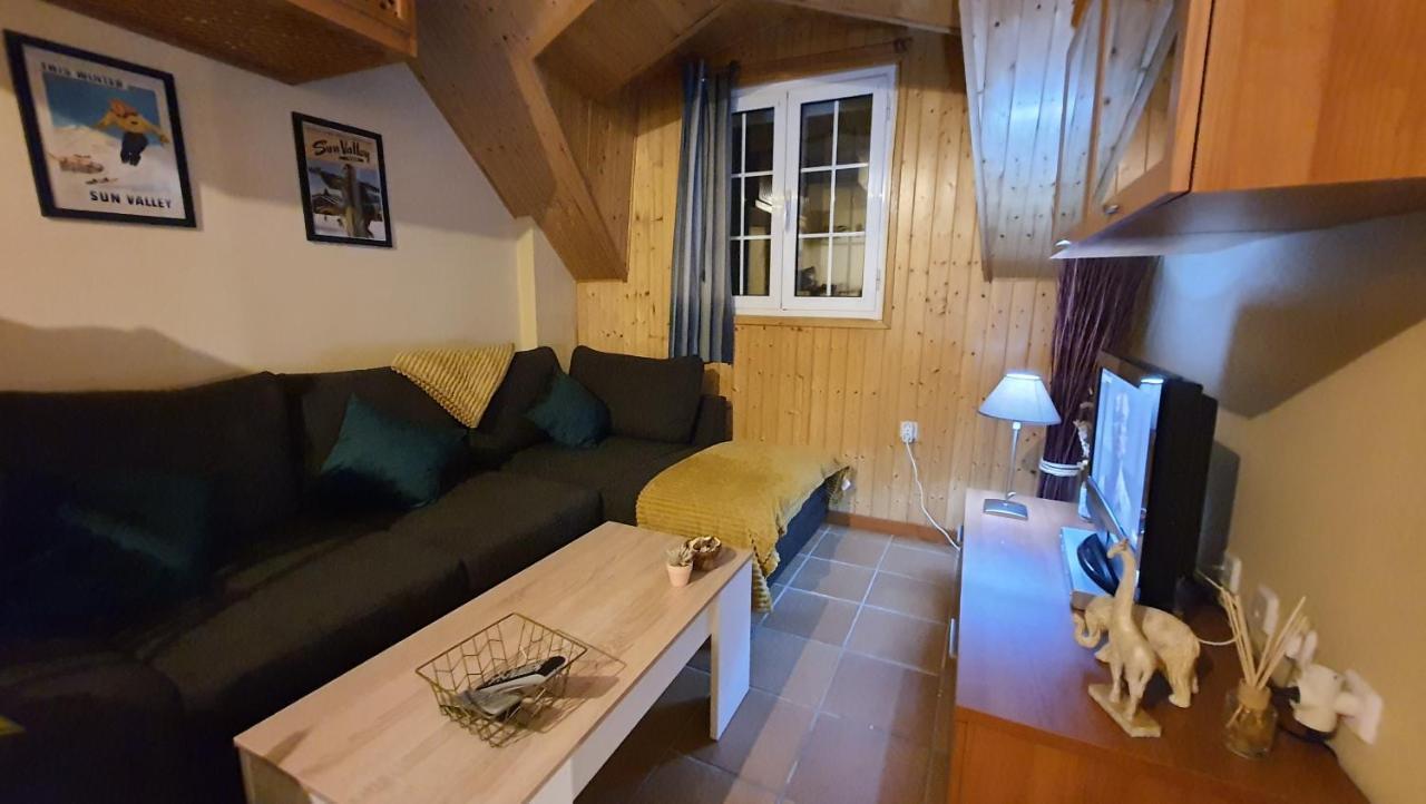 Acogedor Apartamento En Sierra Nevada Con Piscina Acceso Directo A Silla Bagian luar foto