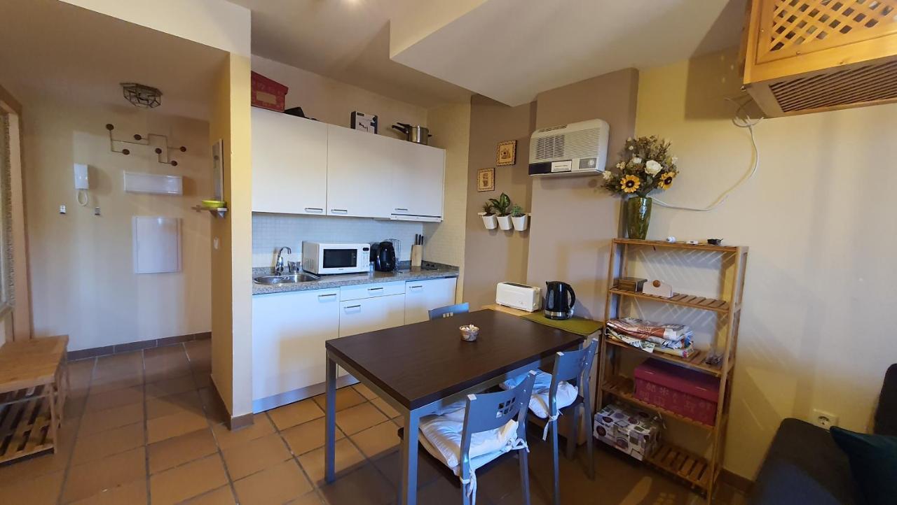 Acogedor Apartamento En Sierra Nevada Con Piscina Acceso Directo A Silla Bagian luar foto