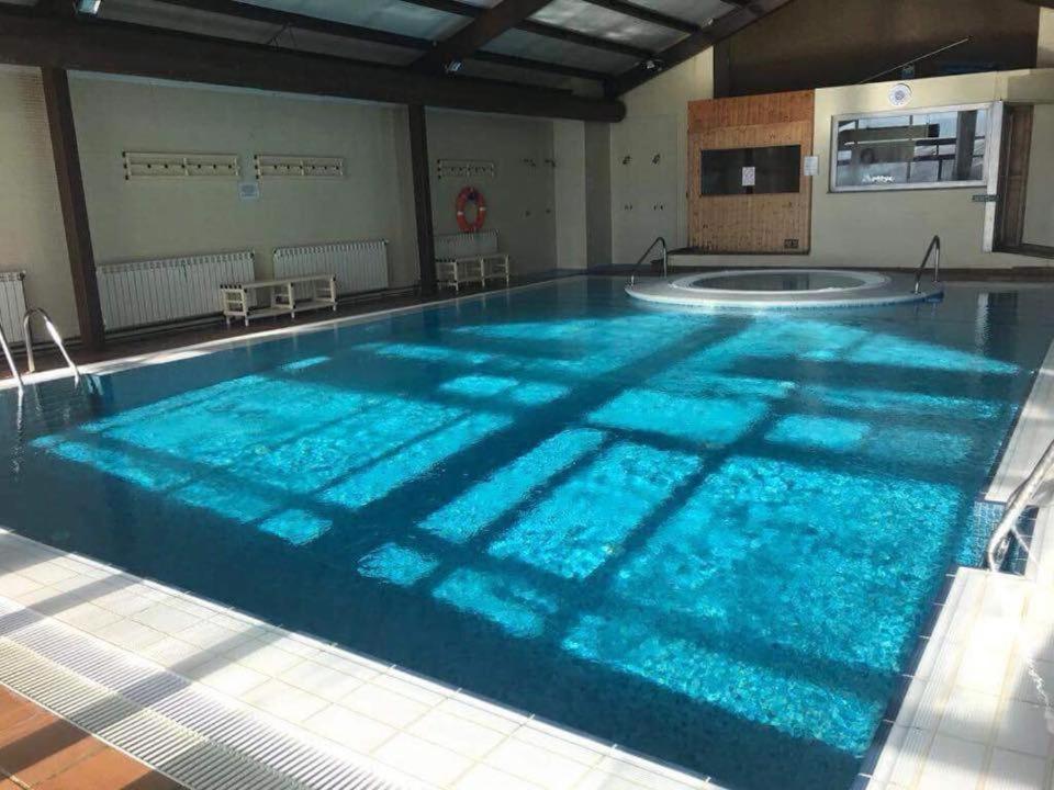 Acogedor Apartamento En Sierra Nevada Con Piscina Acceso Directo A Silla Bagian luar foto